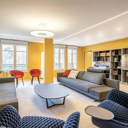 Les Suites 7 Anges - Parking, Vue Cathedrale & Centre Historique Reims Exterior photo