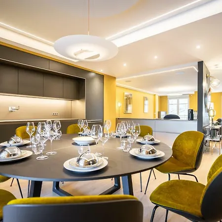 Les Suites 7 Anges - Parking, Vue Cathedrale & Centre Historique Reims Exterior photo
