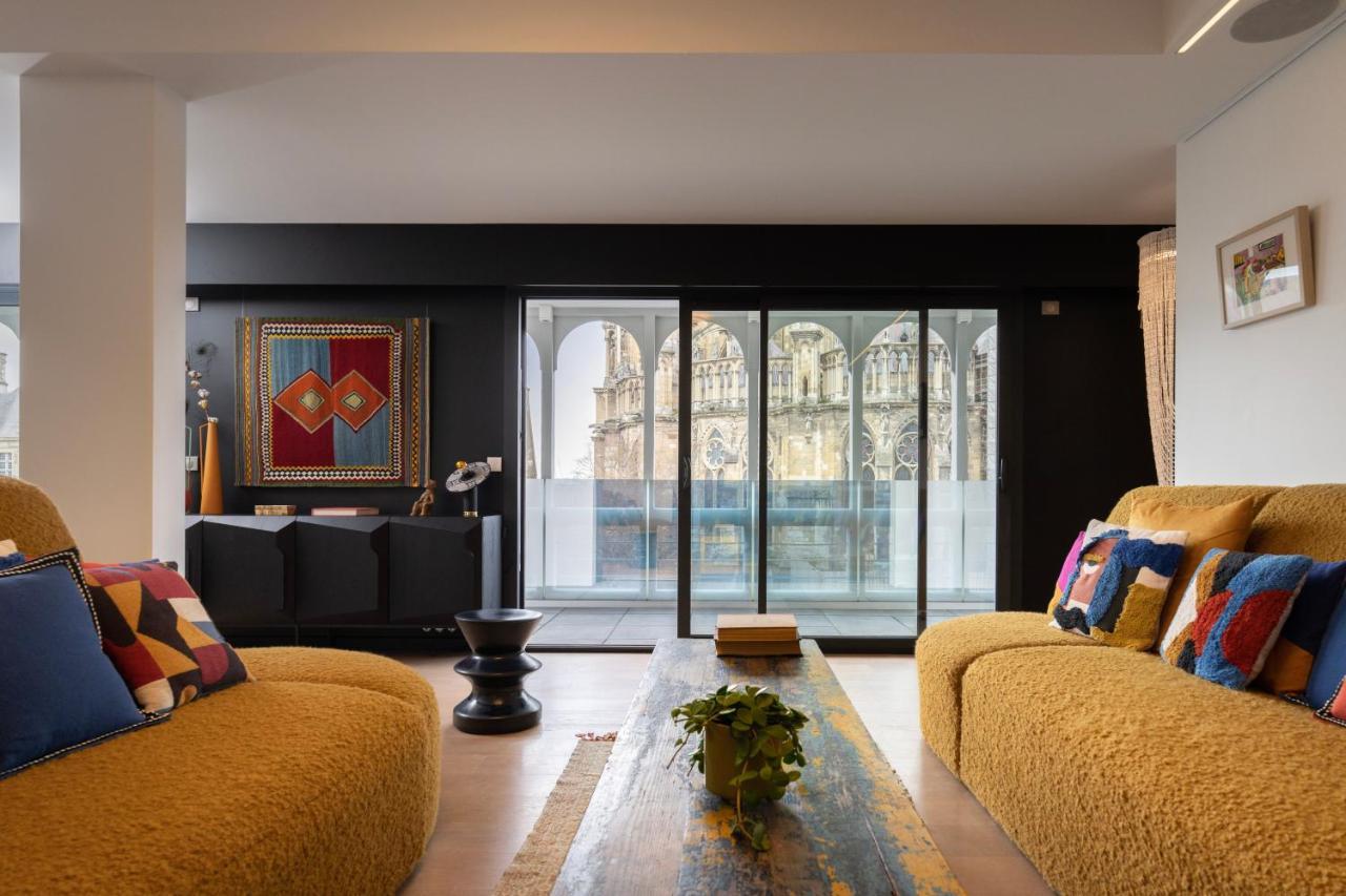Les 7 Anges - Parking, Vue Cathedrale & Centre Historique Appartement *